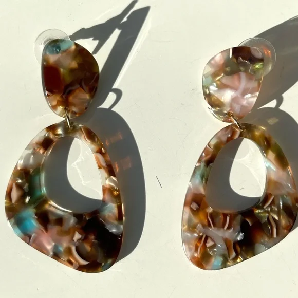 Multi Colored Resin Drop Earrings - Picture 2 of 7